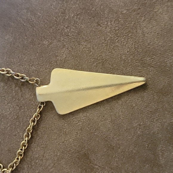 Rustic Western Goldtone Aarow Quartz Horn Layered Long Necklace - Picture 4 of 7